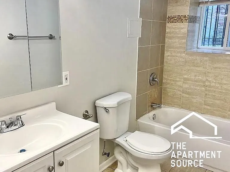 4009 S Calumet Ave #G — Photo 15