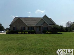 106 Bell Dr W, Winchester, TN 37398