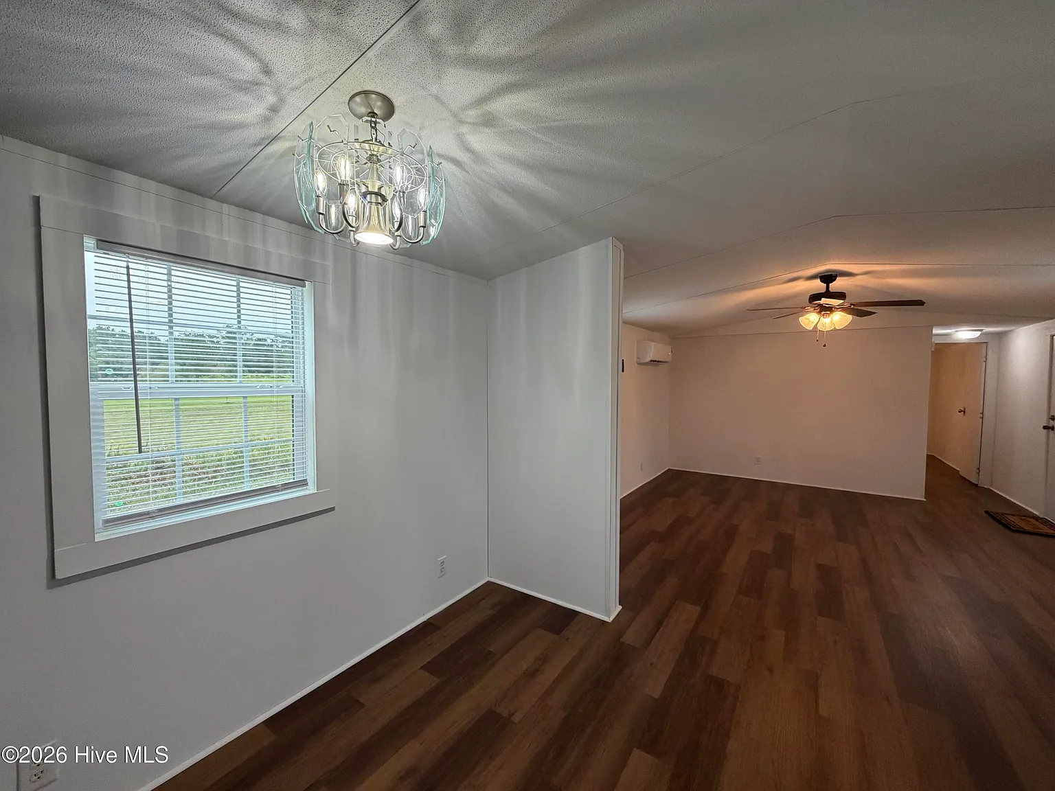 2 bed, 2.0 bath, $1,150 — Photo 3