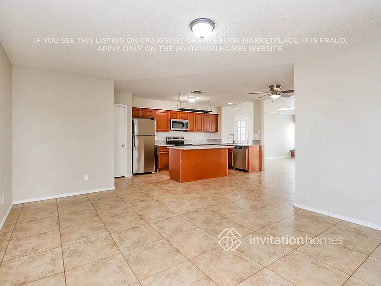 656 S Robin Ln — Photo 7