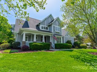 125 Swayne Dr, Mooresville, NC 28117