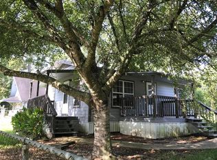 22 Pine Hollow Dr, Huntsville, TX 77340