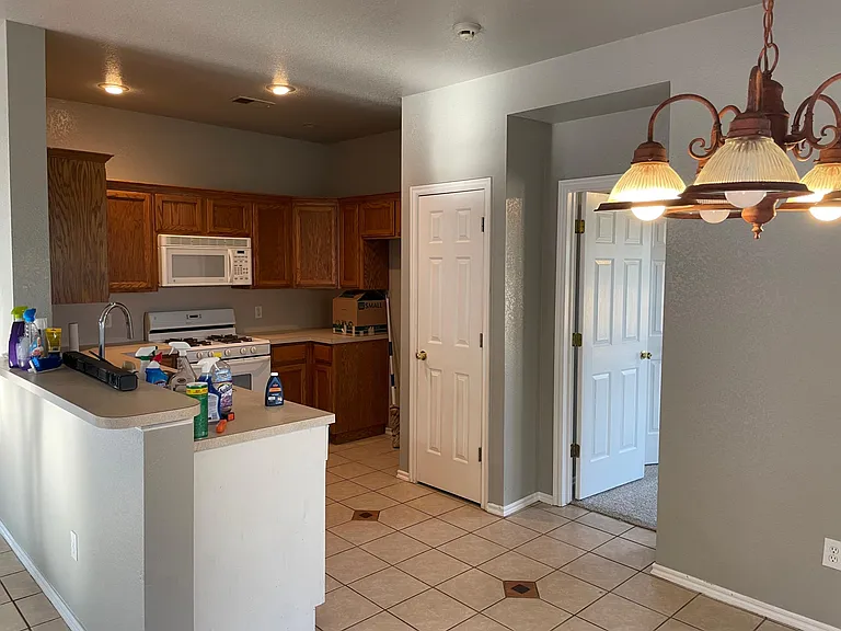 11024 SW 8th St — Photo 13