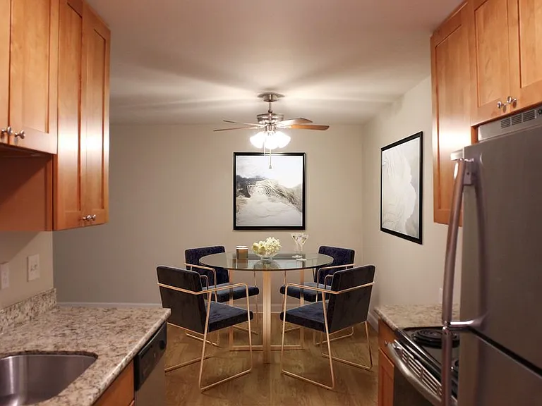 2x2 Kitchen 2x2 Kitchen