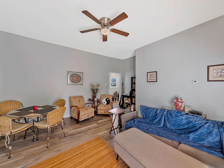 1214 School St — Photo 10