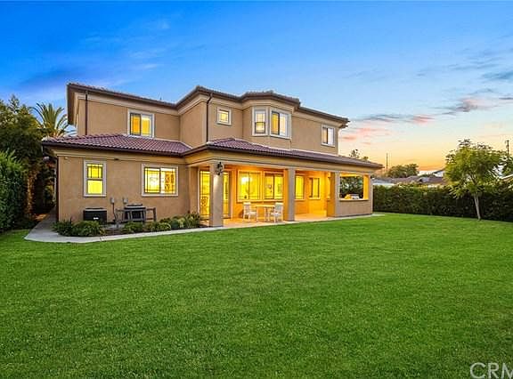 4th image of 5318 Zadell Dr