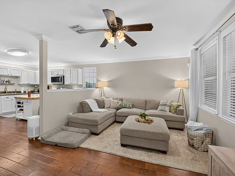 13195 Michelle Dr — Photo 33