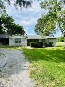 8815 White Dr, Cord, AR, 72524