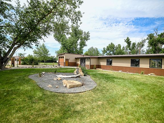 5th image of 1029 Suburban Dr