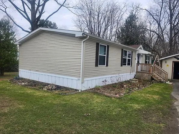 13673 Ridge Rd, West Springfield, PA 16443