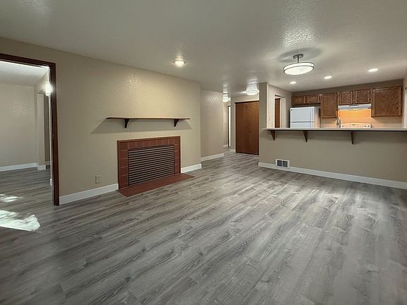 5th image of 13732 Midvale Ave N APT 206