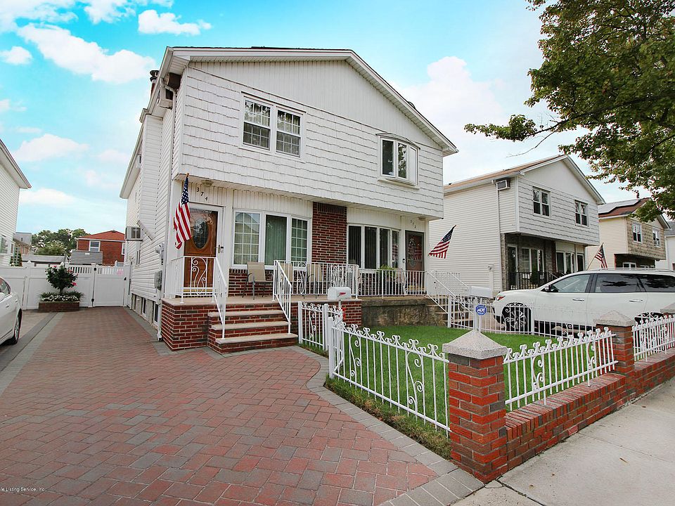 1st image of 374 Stobe Ave