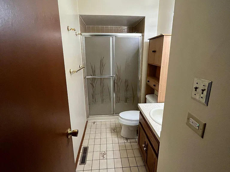 16962 S Plainsman Ct — Photo 15