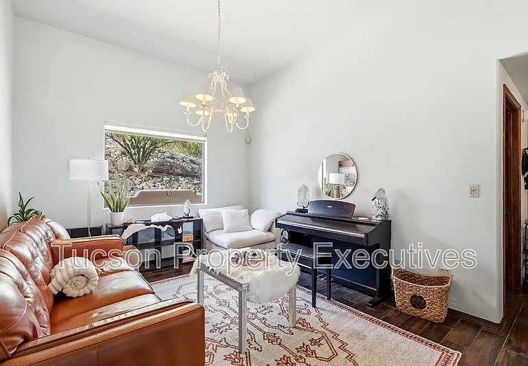 3901 N Vista De La Cima — Photo 6