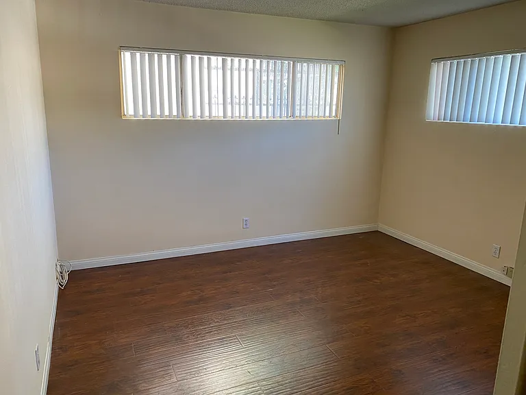 4459 Woodman Ave #1 — Photo 6