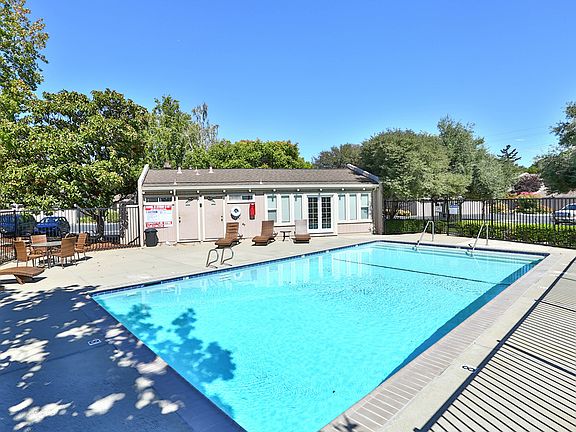 5th image of 16345 Los Gatos Blvd Unit 2