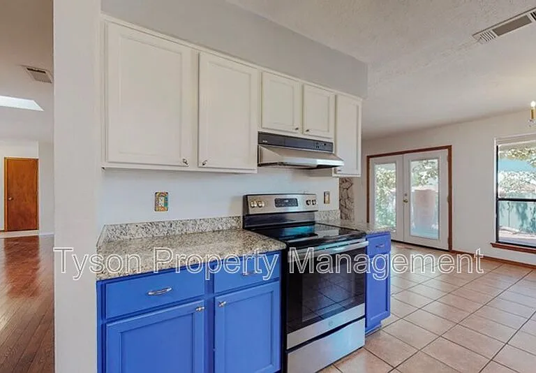 7305 Mayflower Rd NE — Photo 7
