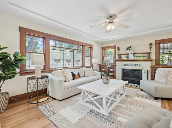 375 Oak St, Mountain View, CA 94041