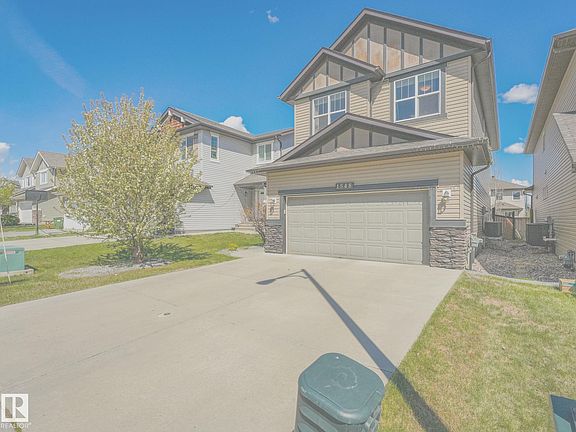 3rd image of 1548 36th Ave NW