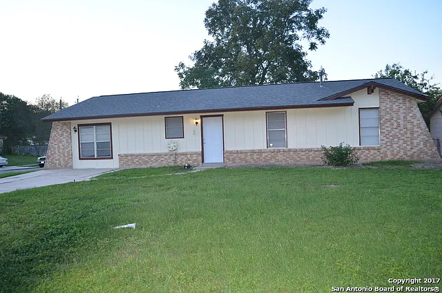 7401 Sage Oak St — Photo 2