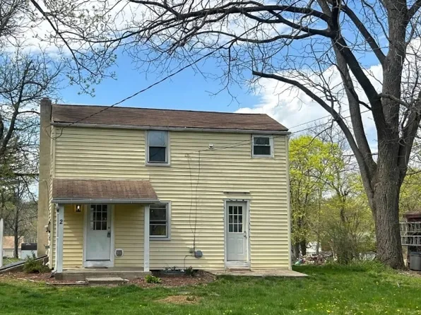 2 Lance Rd, Bloomsbury Boro, NJ 08804