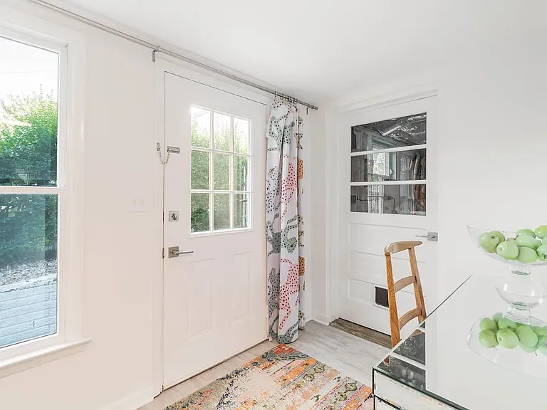 324 Parkway St — Photo 22