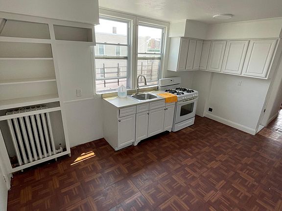 3rd image of 49 Radford St Floor 3