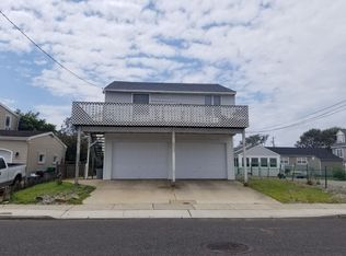 514 W Poplar Ave, West Wildwood, NJ 08260
