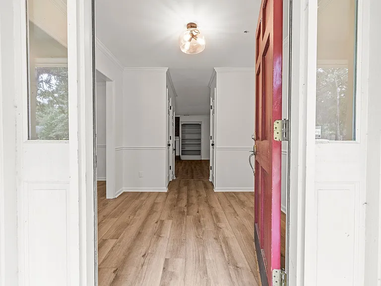 390 Steele Wood Dr — Photo 10