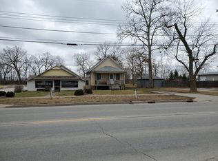 518 S Crescent St, Gilman, IL 60938