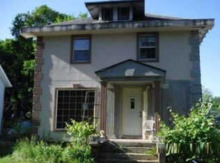 1216 Lay Blvd, Kalamazoo, MI 49001