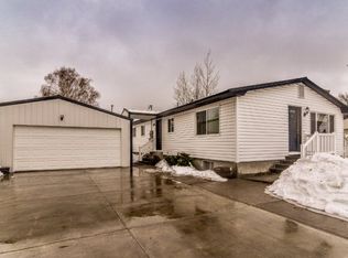 660 N Shilling Ave, Blackfoot, ID 83221