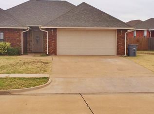 5003 SE Redbud Pl, Lawton, OK 73501
