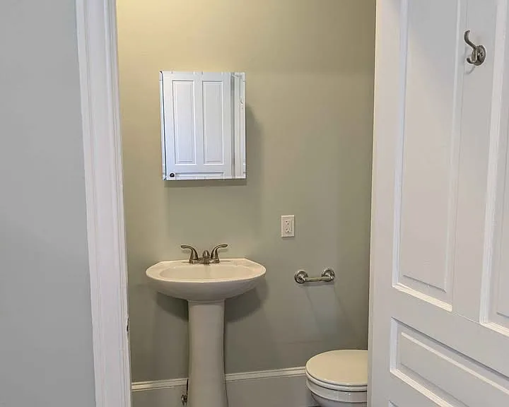 115 Main St #2 — Photo 9