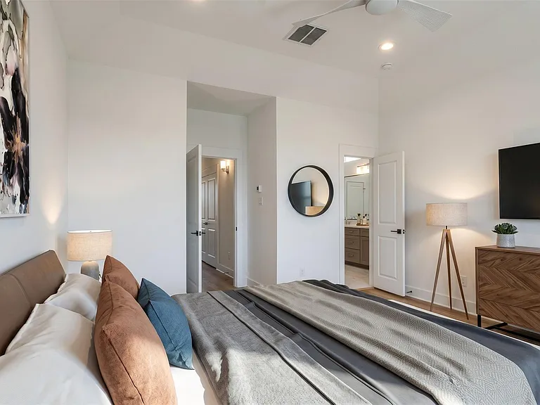 2806 Versailles Oak Ln — Photo 11