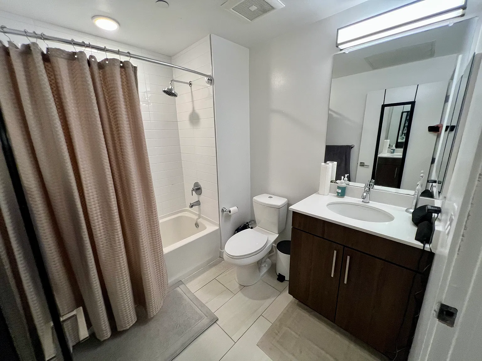 2 bed, 937 sqft, $1,385 — Photo 4