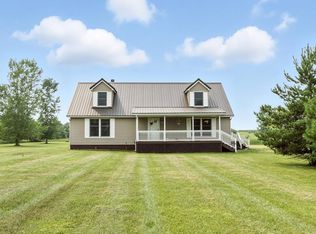 6886 Duquette Rd, Melvin, MI 48454