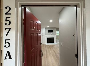 2575 Oak Rd APT A, Walnut Creek, CA 94597