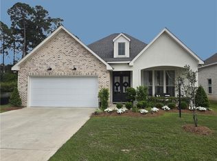 67586 Antioch Dr, Mandeville, LA 70471