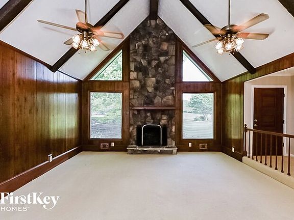 2nd image of 120 Thornton Dr