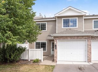 1229 Highpoint Curv, Shakopee, MN 55379