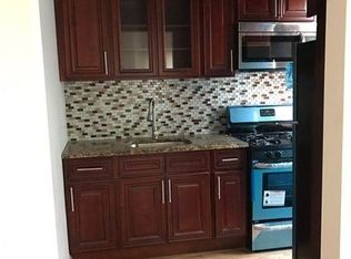 193 Nichols Ave #2A, Brooklyn, NY 11208
