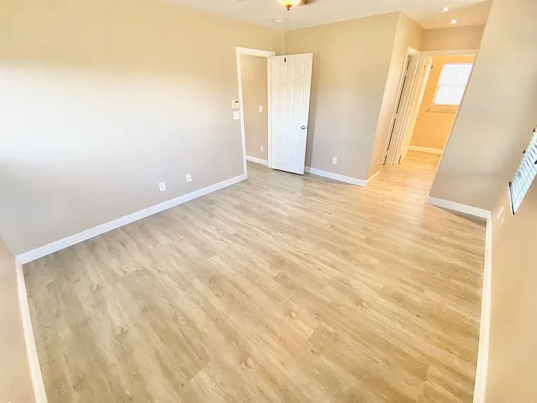 1060 Paradise Coach Dr — Photo 21