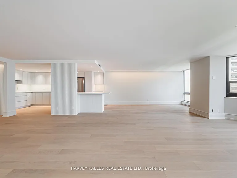 1166 Bay St #1703 — Photo 5
