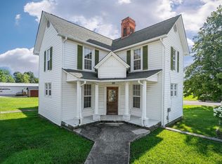 15 Spring St, Spencer, TN 38585