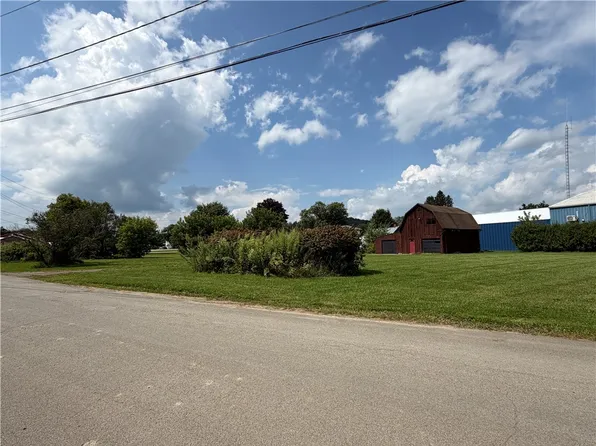5322 Washington St, Woodhull, NY 14898