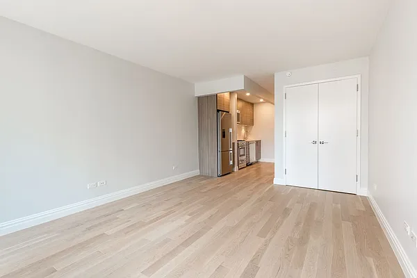 Rented by Stonehenge NYC LLC | media 2