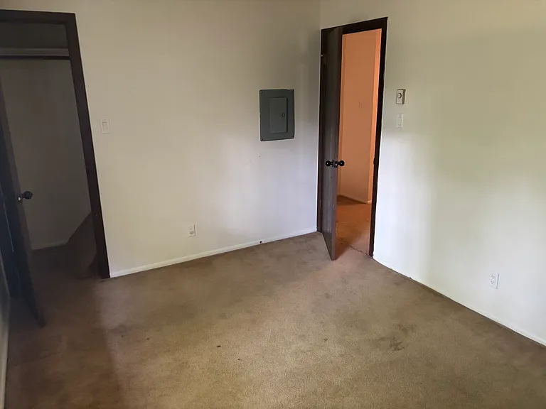 147 Robbins Ave #2 — Photo 8