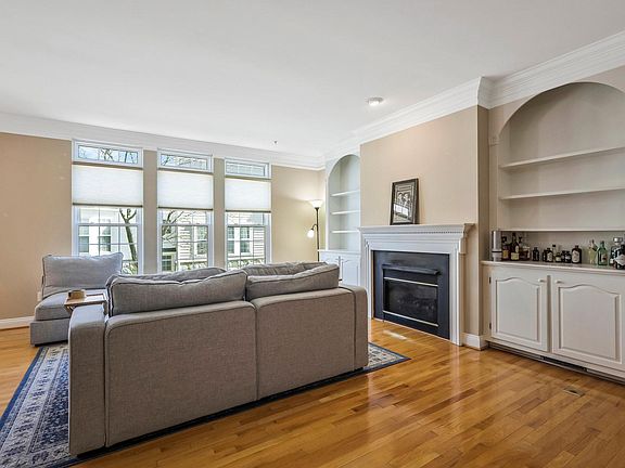 5th image of 5114 Vos Ln