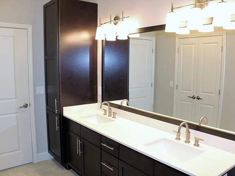 The Vue at Creve Coeur Apartments — Photo 109